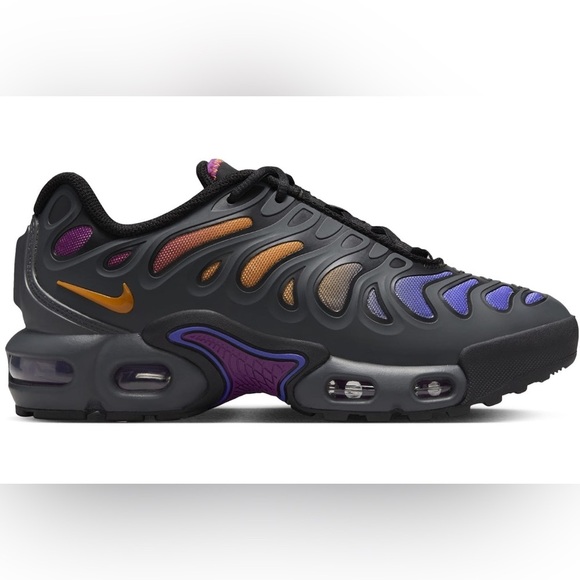 Nike
Air max plus drift
Brand new - Picture 1 of 12